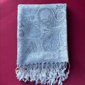 Elegant Paisley Scarf Pashmina with Fringe